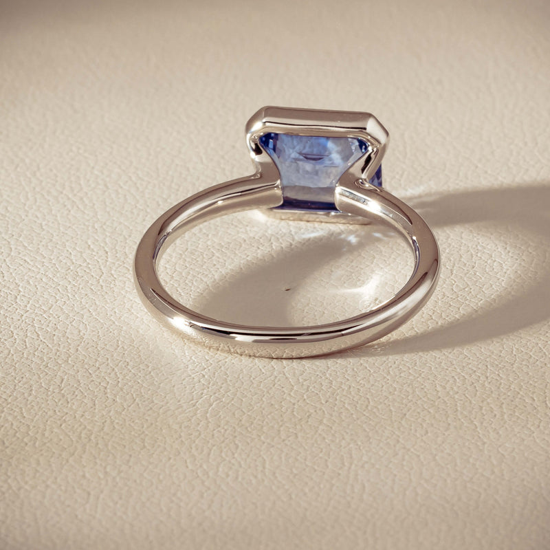 18ct White Gold 2.70ct Light Blue Sapphire Elle Ring - Ring - Walker & Hall