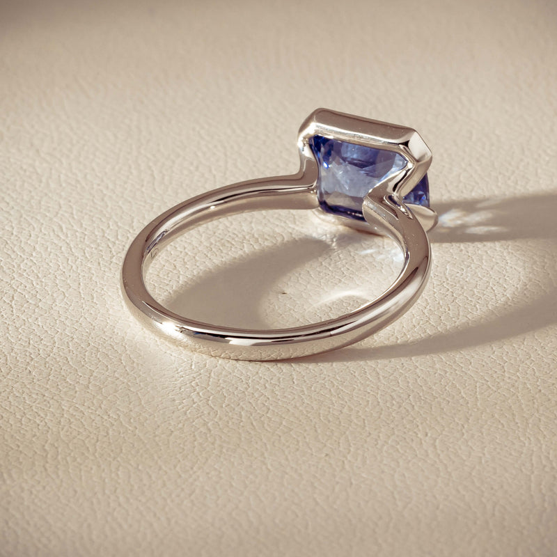 18ct White Gold 2.70ct Light Blue Sapphire Elle Ring - Ring - Walker & Hall