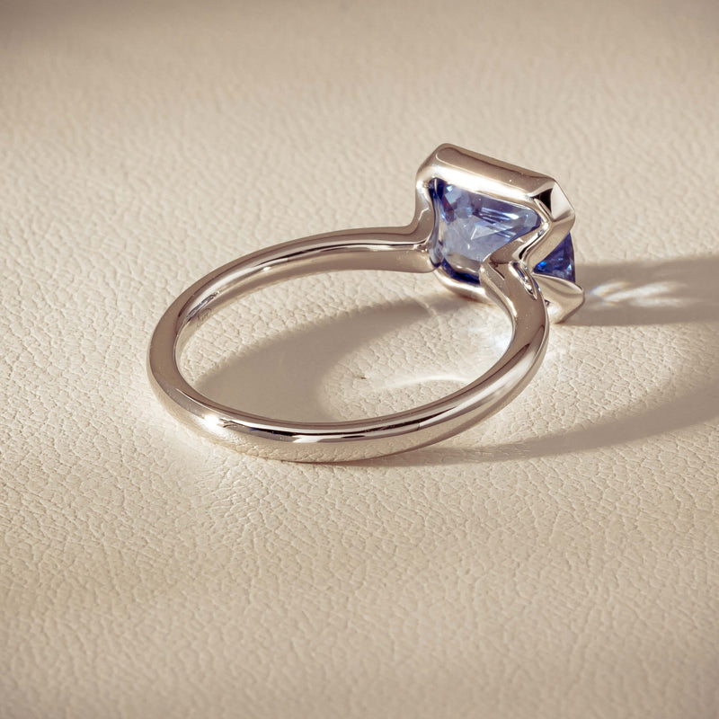 18ct White Gold 2.70ct Light Blue Sapphire Elle Ring - Ring - Walker & Hall