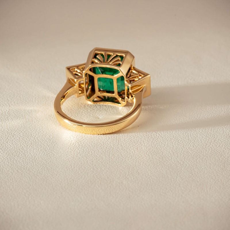 18ct Yellow Gold 5.07ct Emerald & Princess-Cut Diamond Ring - Ring - Walker & Hall