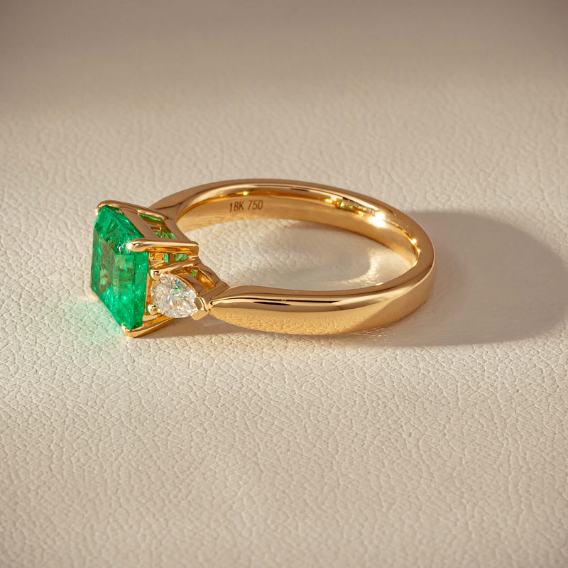 18ct Yellow Gold 1.83ct Emerald & Diamond Ayla Ring - Ring - Walker & Hall