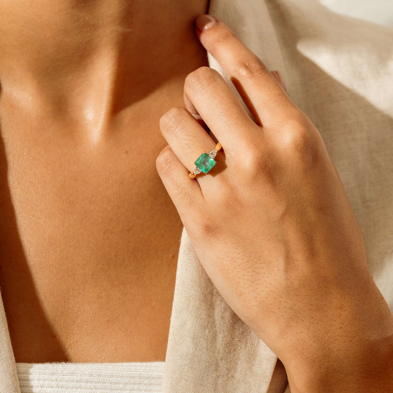 18ct Yellow Gold 1.83ct Emerald & Diamond Ayla Ring - Ring - Walker & Hall