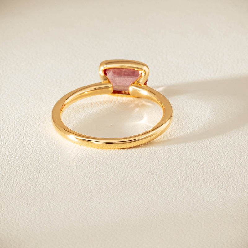 18ct Yellow Gold 1.75ct Pink Sapphire Elle Ring - Ring - Walker & Hall