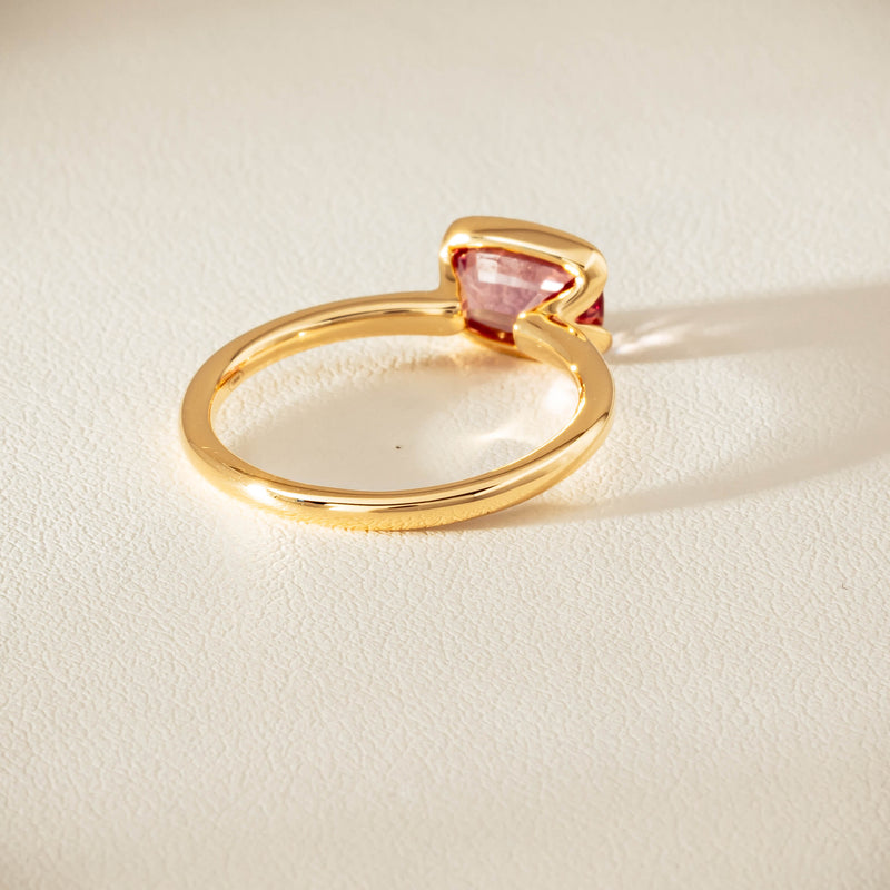 18ct Yellow Gold 1.75ct Pink Sapphire Elle Ring - Ring - Walker & Hall