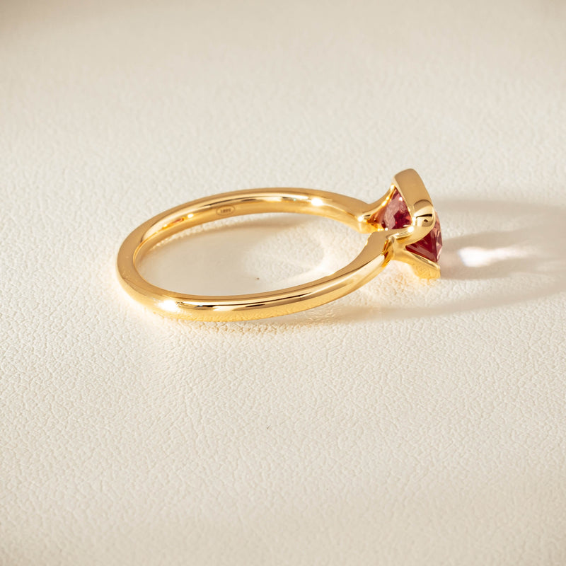 18ct Yellow Gold 1.75ct Pink Sapphire Elle Ring - Ring - Walker & Hall