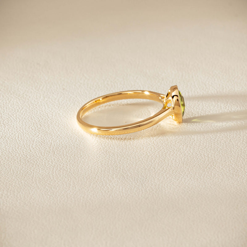 9ct Yellow Gold Peridot Iris Ring - Ring - Walker & Hall