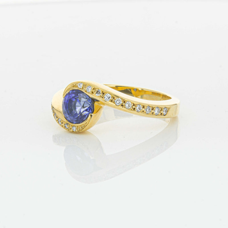 Deja Vu 18ct Yellow Gold 1.28ct Sapphire & Diamond Ring - Ring - Walker & Hall