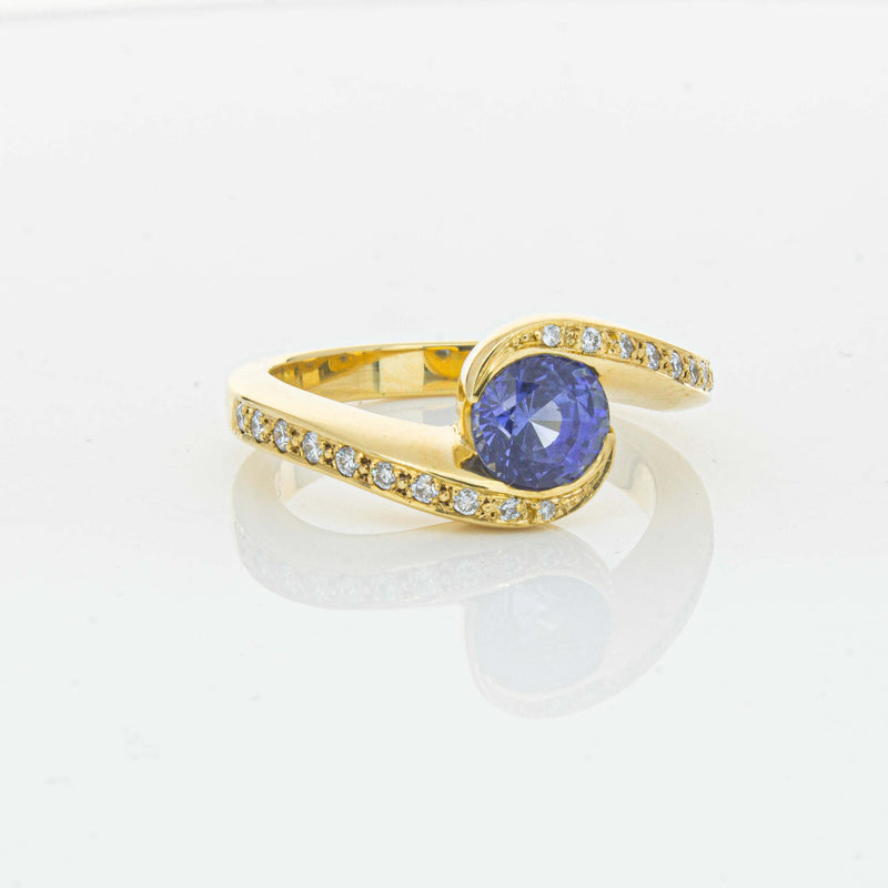 Deja Vu 18ct Yellow Gold 1.28ct Sapphire & Diamond Ring - Ring - Walker & Hall