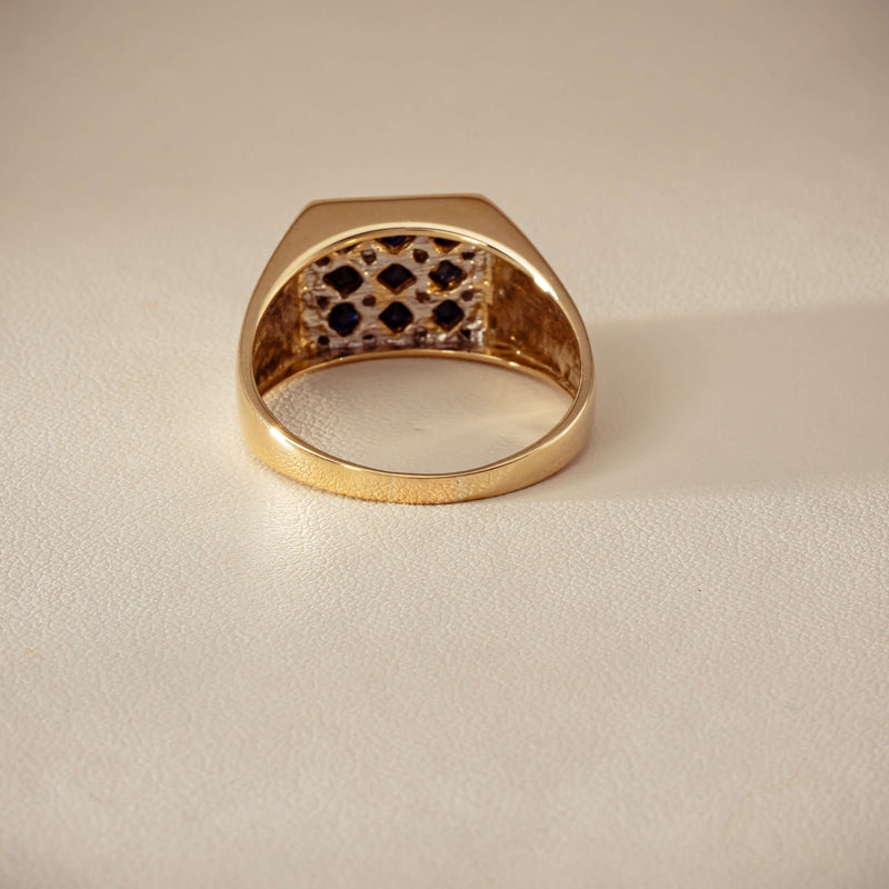 Deja Vu 9ct Yellow Gold Sapphire & Diamond Signet Ring - Ring - Walker & Hall