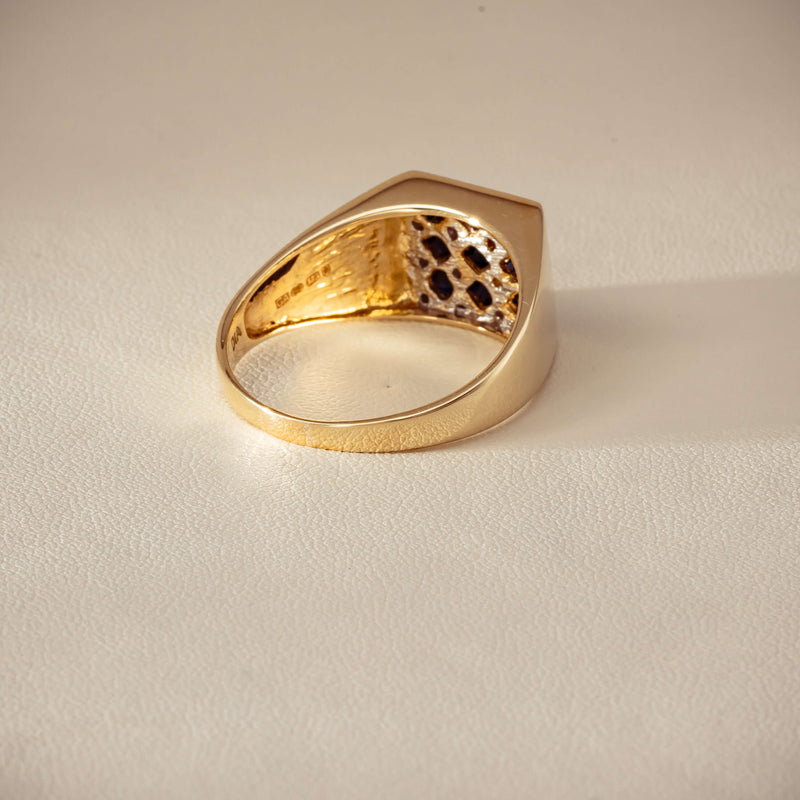 Deja Vu 9ct Yellow Gold Sapphire & Diamond Signet Ring - Ring - Walker & Hall