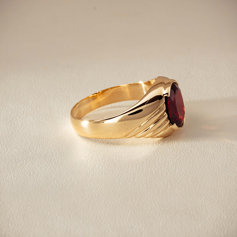 Deja Vu 9ct Yellow Gold 5.00ct Oval Garnet Mens Ring - Ring - Walker & Hall
