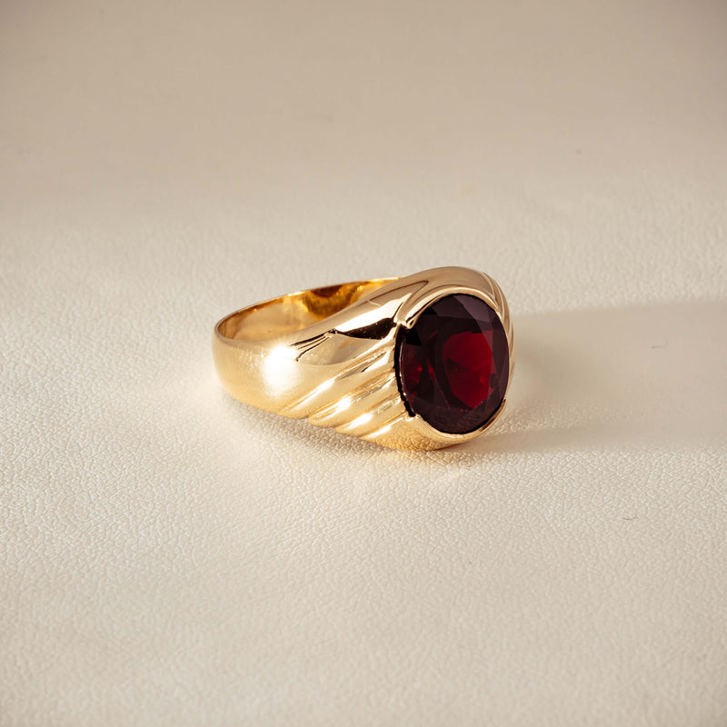 Deja Vu 9ct Yellow Gold 5.00ct Oval Garnet Mens Ring - Ring - Walker & Hall