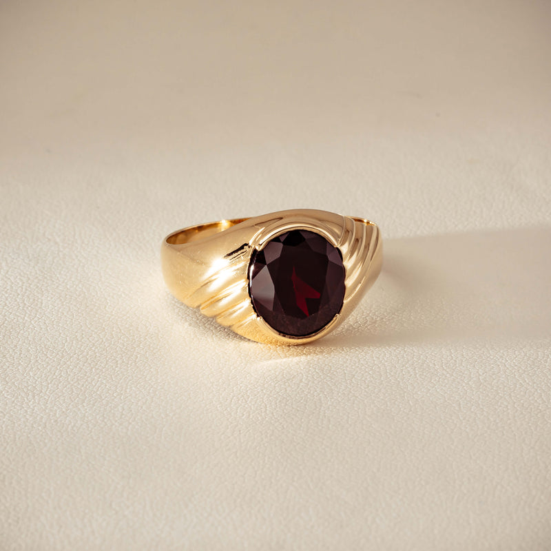 Deja Vu 9ct Yellow Gold 5.00ct Oval Garnet Mens Ring - Ring - Walker & Hall