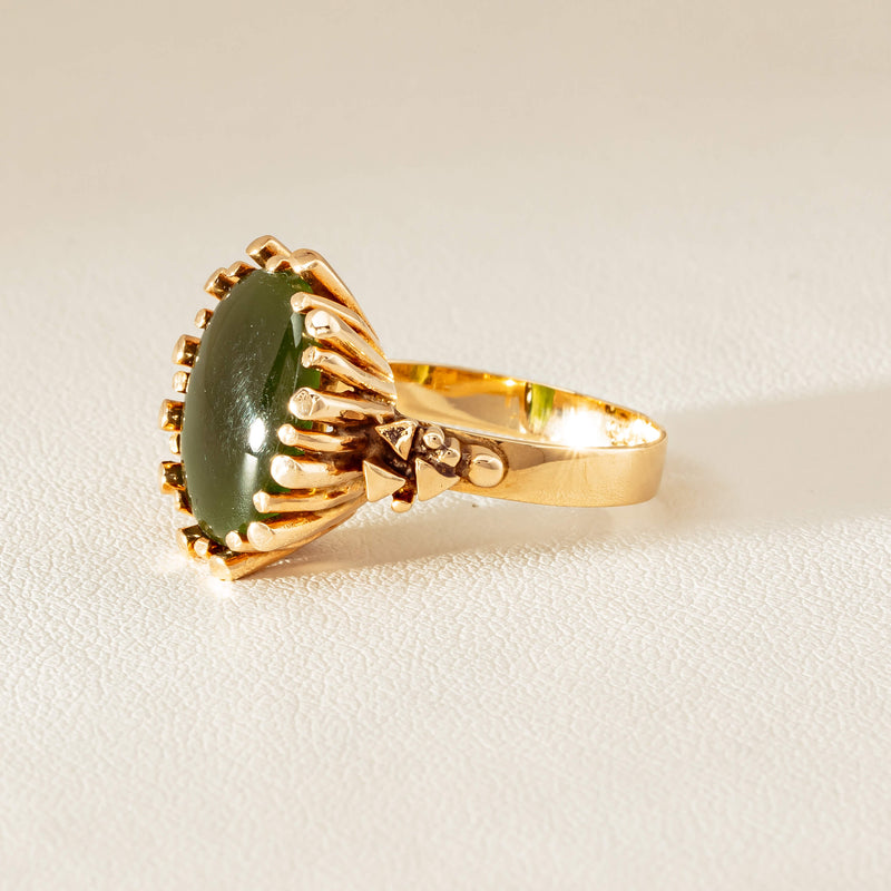 Vintage 9ct Yellow Gold Oval Greenstone Ring - Ring - Walker & Hall