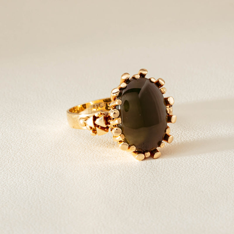 Vintage 9ct Yellow Gold Oval Greenstone Ring - Ring - Walker & Hall