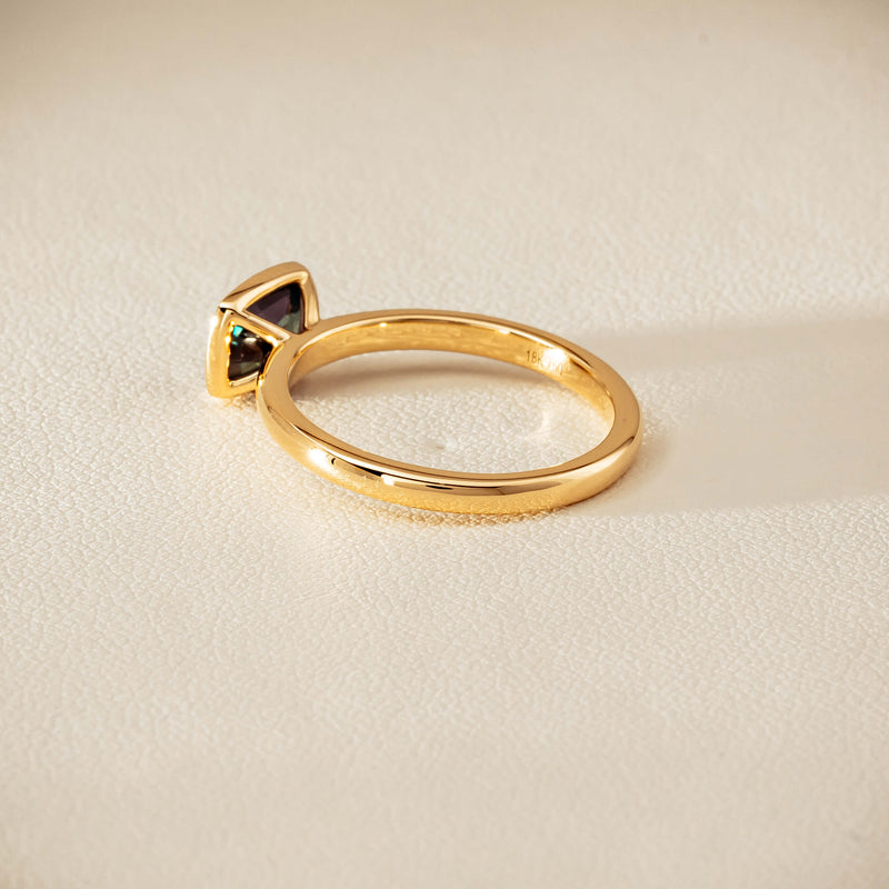 18ct Yellow Gold 1.23ct Teal Sapphire Rubover Set Ring - Ring - Walker & Hall