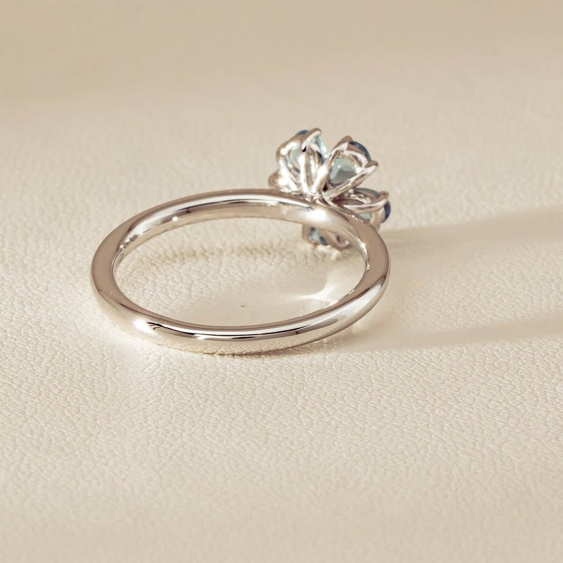 18ct White Gold Aquamarine & Diamond Forget-Me-Not Ring - Ring - Walker & Hall