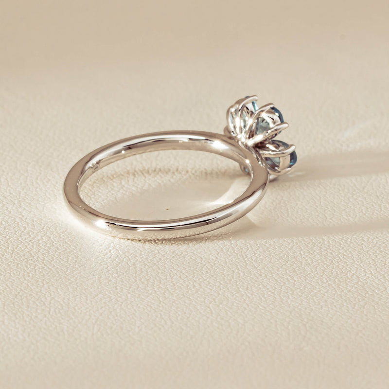 18ct White Gold Aquamarine & Diamond Forget-Me-Not Ring - Ring - Walker & Hall
