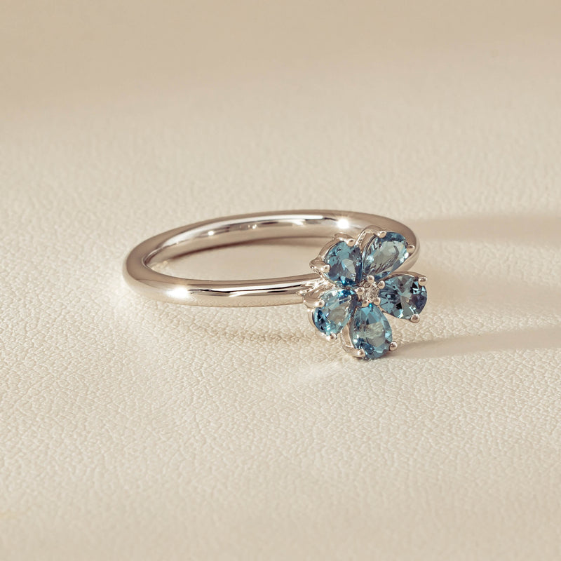 18ct White Gold Aquamarine & Diamond Forget-Me-Not Ring - Ring - Walker & Hall