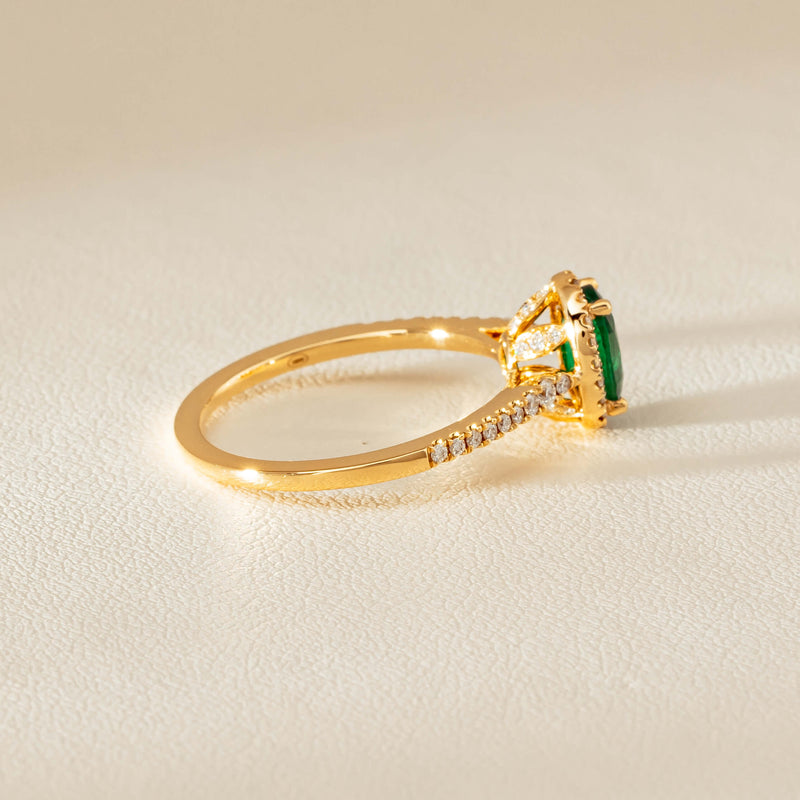 18ct Yellow Gold .72ct Emerald & Diamond Mini Sierra Ring - Ring - Walker & Hall
