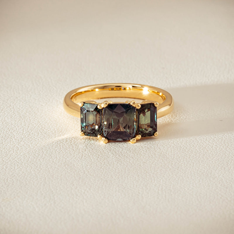 18ct Yellow Gold 3.69ct Green Sapphire Odyssey Ring - Ring - Walker & Hall