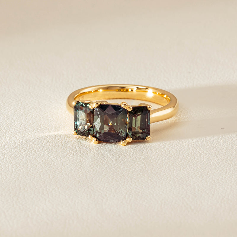 18ct Yellow Gold 3.69ct Green Sapphire Odyssey Ring - Ring - Walker & Hall