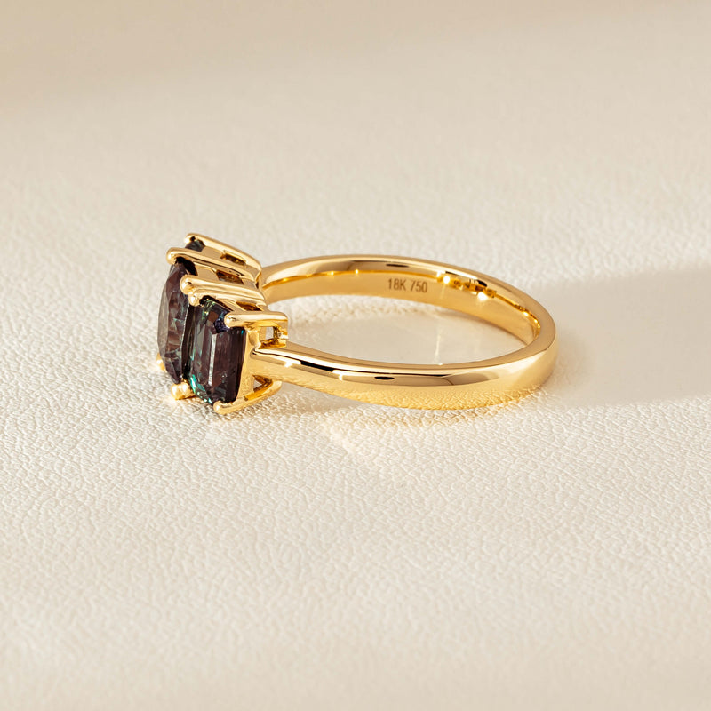 18ct Yellow Gold 3.69ct Green Sapphire Odyssey Ring - Ring - Walker & Hall