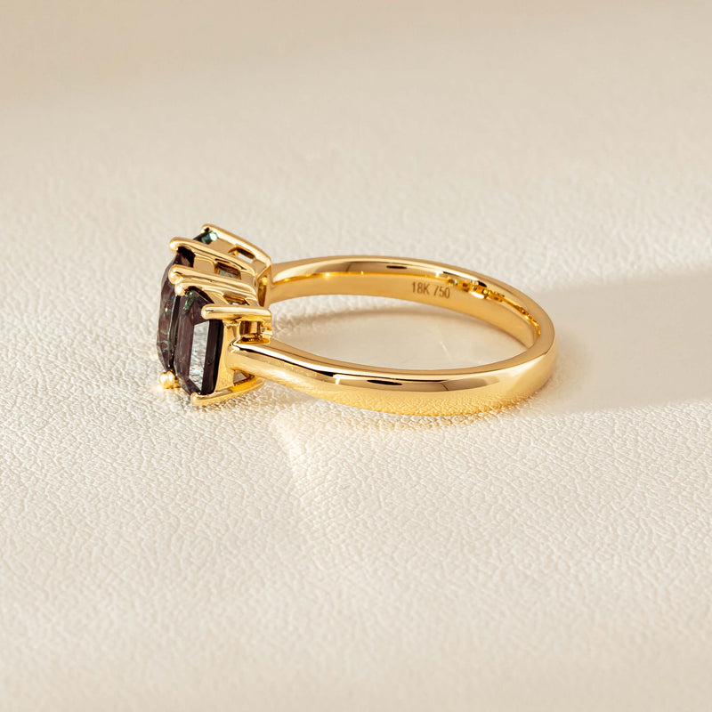 18ct Yellow Gold 3.69ct Green Sapphire Odyssey Ring - Ring - Walker & Hall