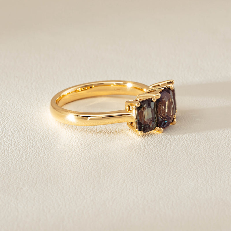 18ct Yellow Gold 3.69ct Green Sapphire Odyssey Ring - Ring - Walker & Hall