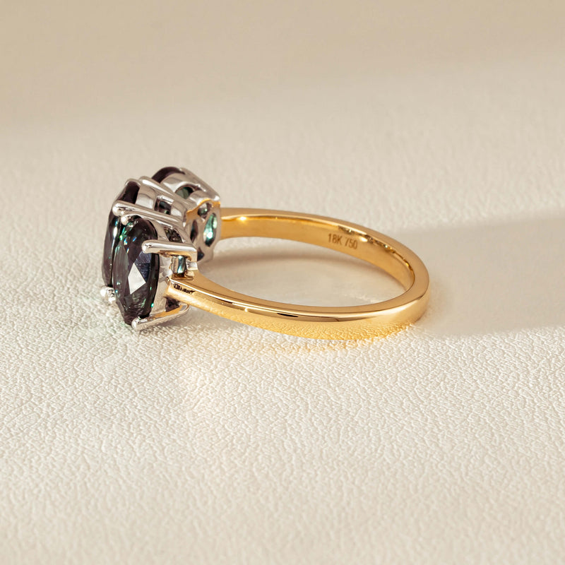 18ct Yellow Gold 5.58ct Green Sapphire Odyssey Ring - Ring - Walker & Hall