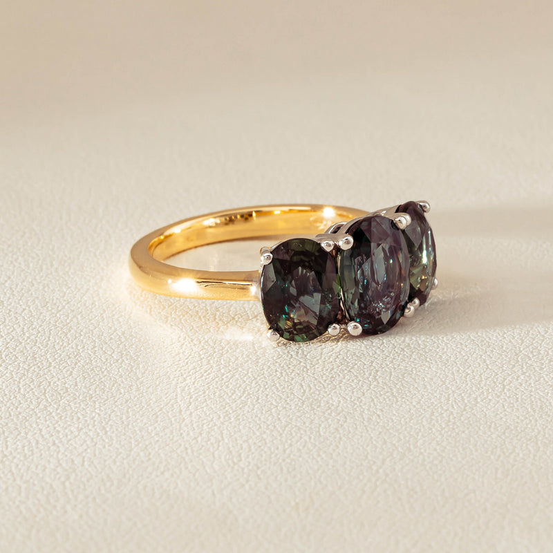 18ct Yellow Gold 5.58ct Green Sapphire Odyssey Ring - Ring - Walker & Hall