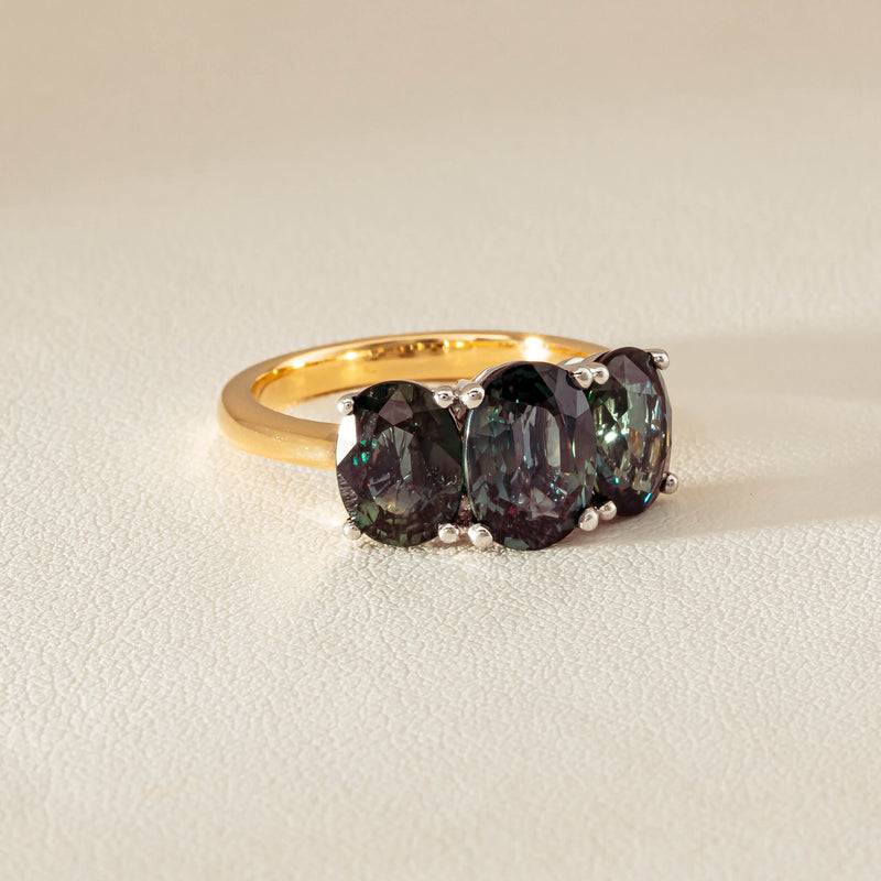18ct Yellow Gold 5.58ct Green Sapphire Odyssey Ring - Ring - Walker & Hall