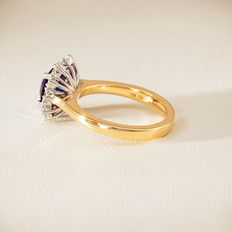 18ct Yellow Gold 2.00ct Sapphire & Diamond Belle Ring