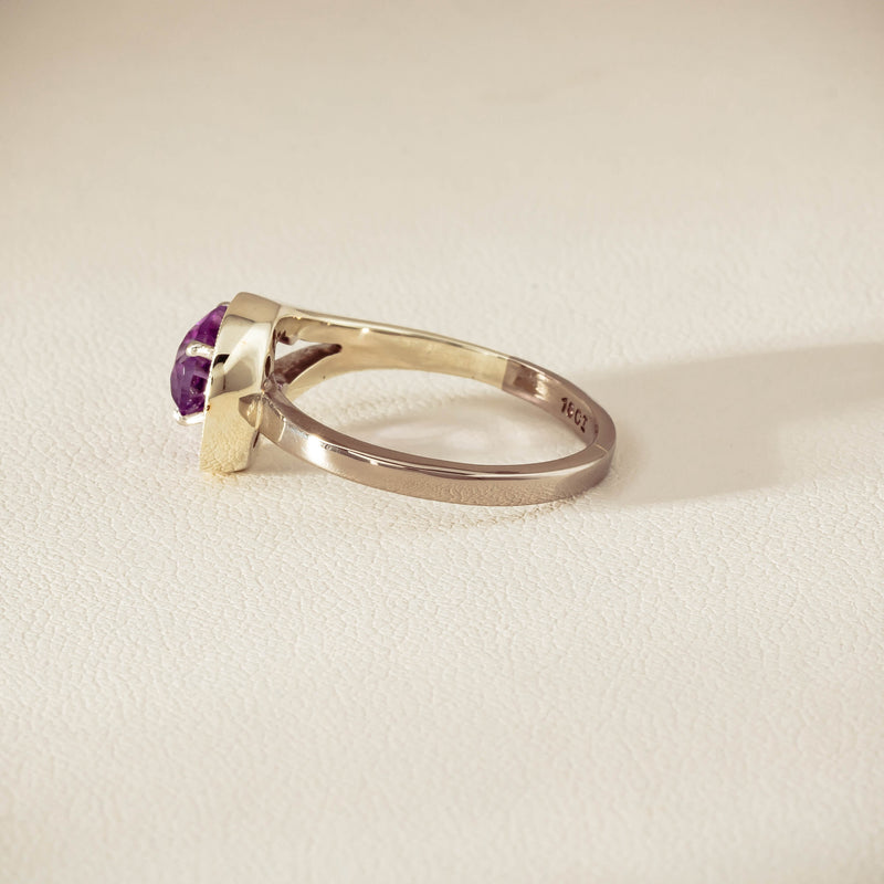 Deja Vu 18ct White Gold / Silver Amethyst & Diamond Ring - Ring - Walker & Hall