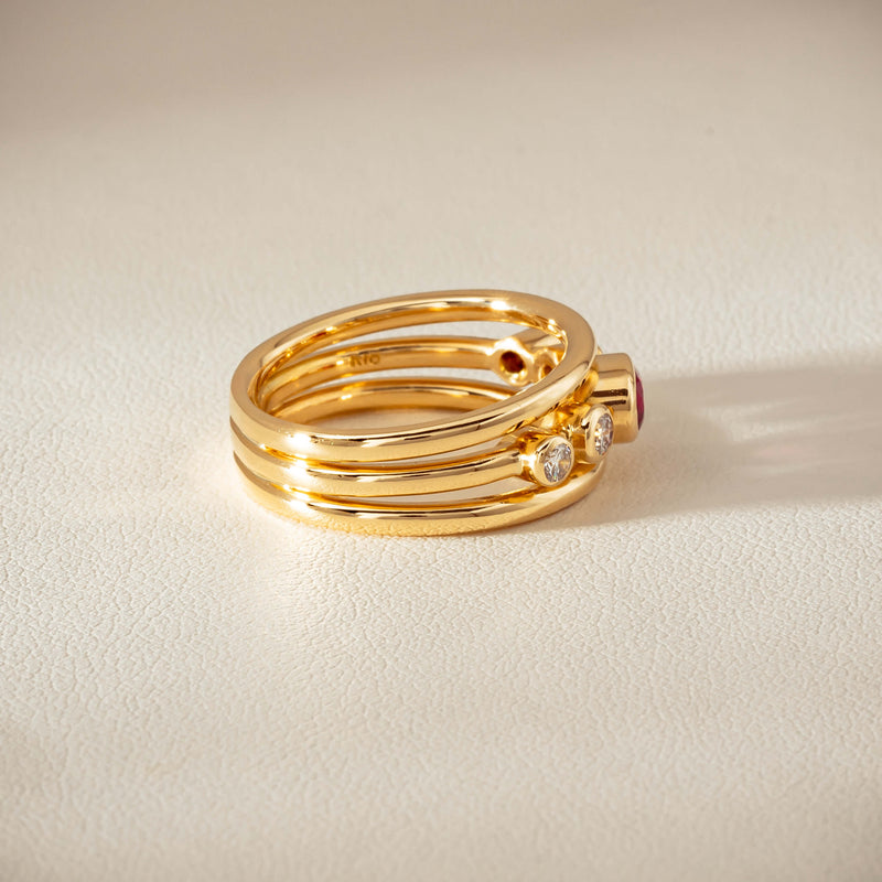 Deja Vu 18ct Yellow Gold .50ct Ruby & Diamond Ring