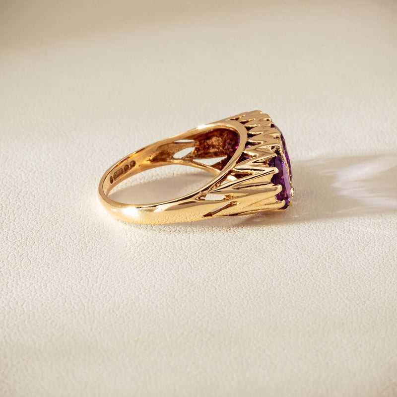 Deja Vu 9ct Gold Amethyst & Diamond Ring - London 1972
