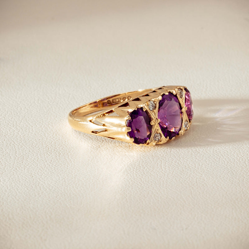 Deja Vu 9ct Gold Amethyst & Diamond Ring - London 1972