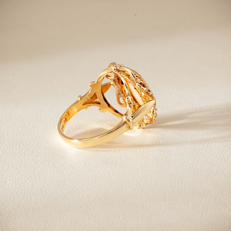 Deja Vu 9ct Yellow Gold Decorative Cameo Ring - London 1976