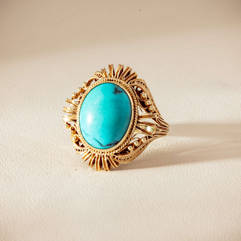 Deja Vu 14ct Yellow Gold Oval Turquoise Filigree Ring
