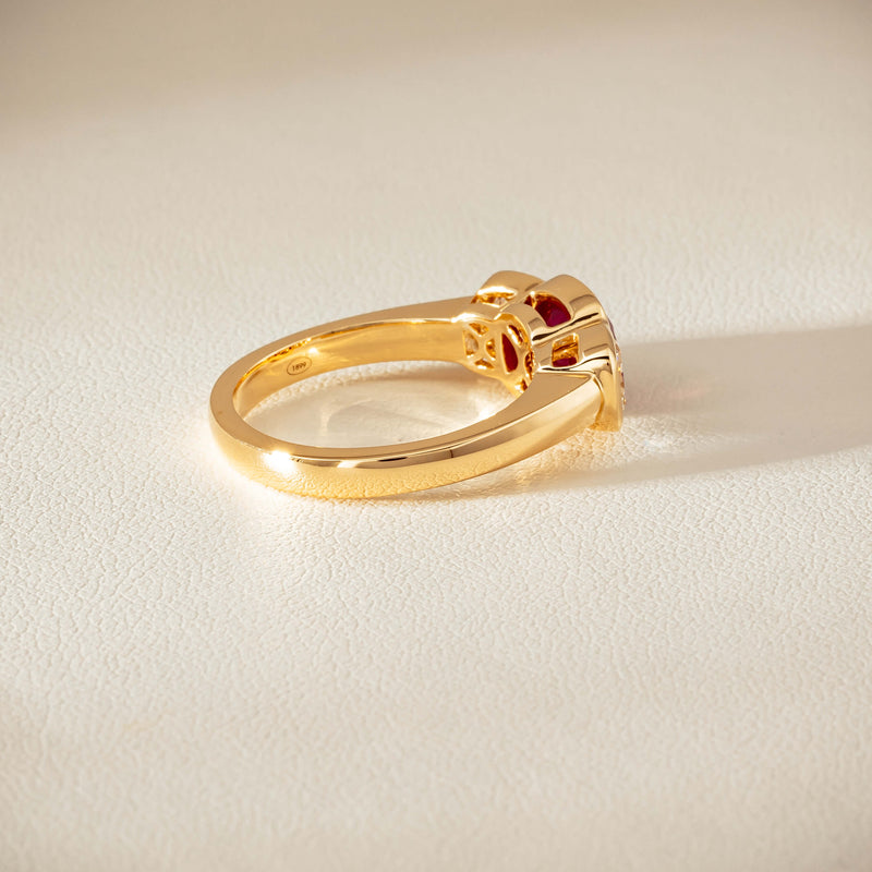 18ct Yellow Gold 1.52ct Ruby & Diamond Rubover-Set Ring