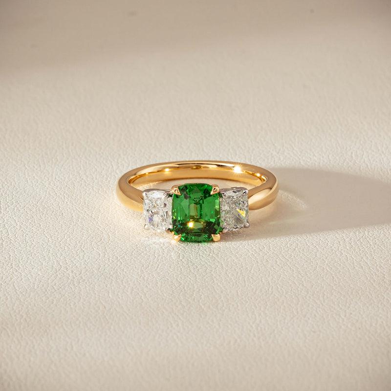18ct Yellow Gold 2.01ct Tsavorite & Diamond Odyssey Ring