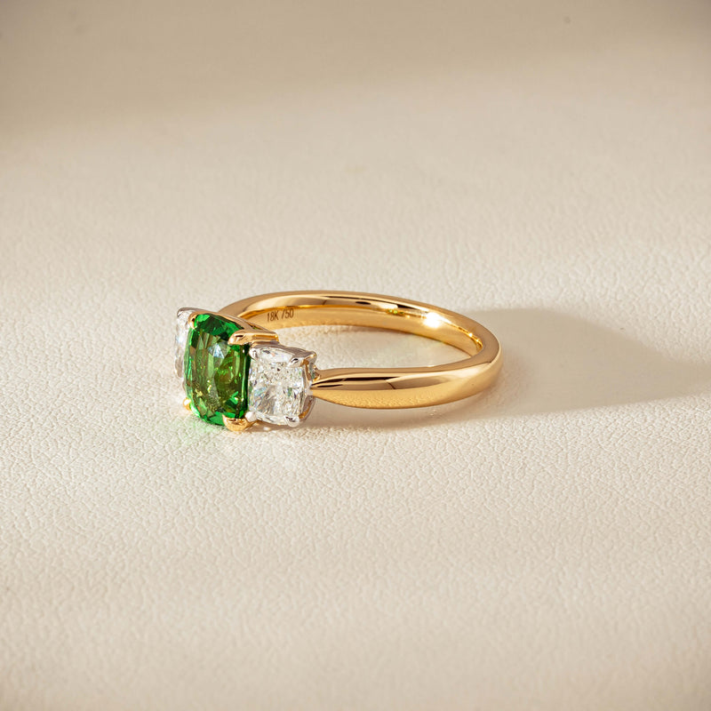 18ct Yellow Gold 2.01ct Tsavorite & Diamond Odyssey Ring