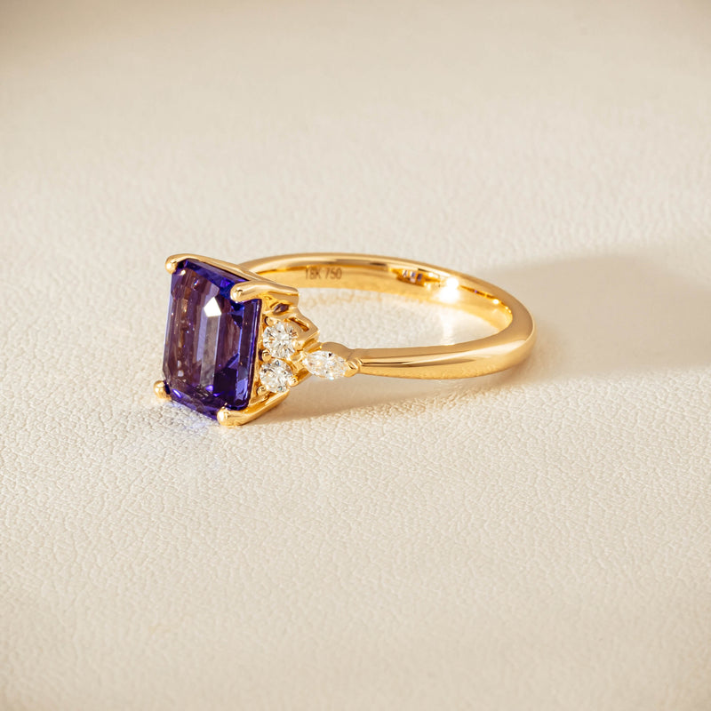 18ct Yellow Gold 2.88ct Tanzanite & Diamond Oriana Ring