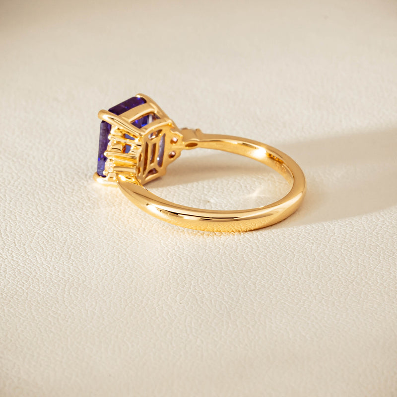 18ct Yellow Gold 2.88ct Tanzanite & Diamond Oriana Ring