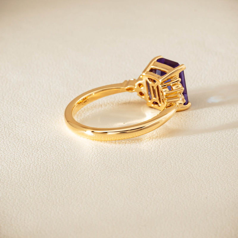 18ct Yellow Gold 2.88ct Tanzanite & Diamond Oriana Ring