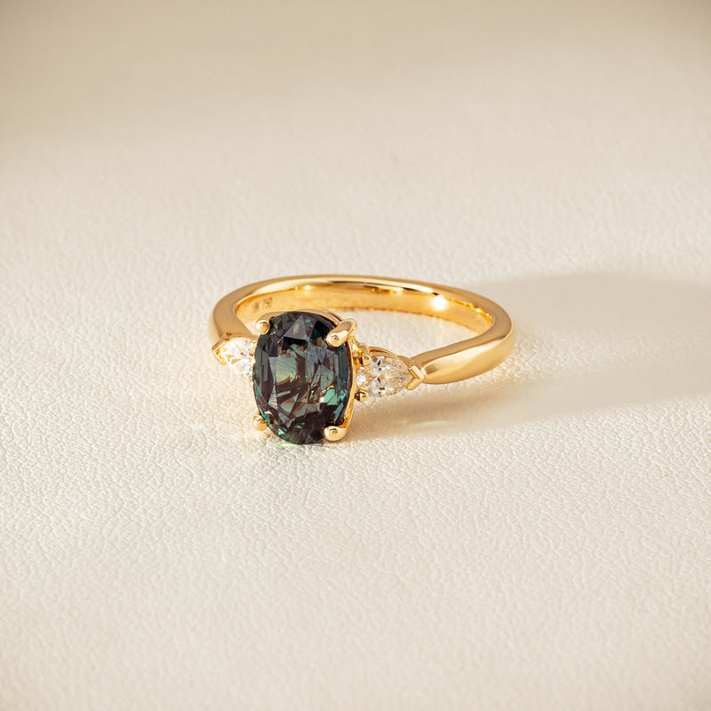 18ct Yellow Gold 3.01ct Green Sapphire & Diamond Ayla Ring