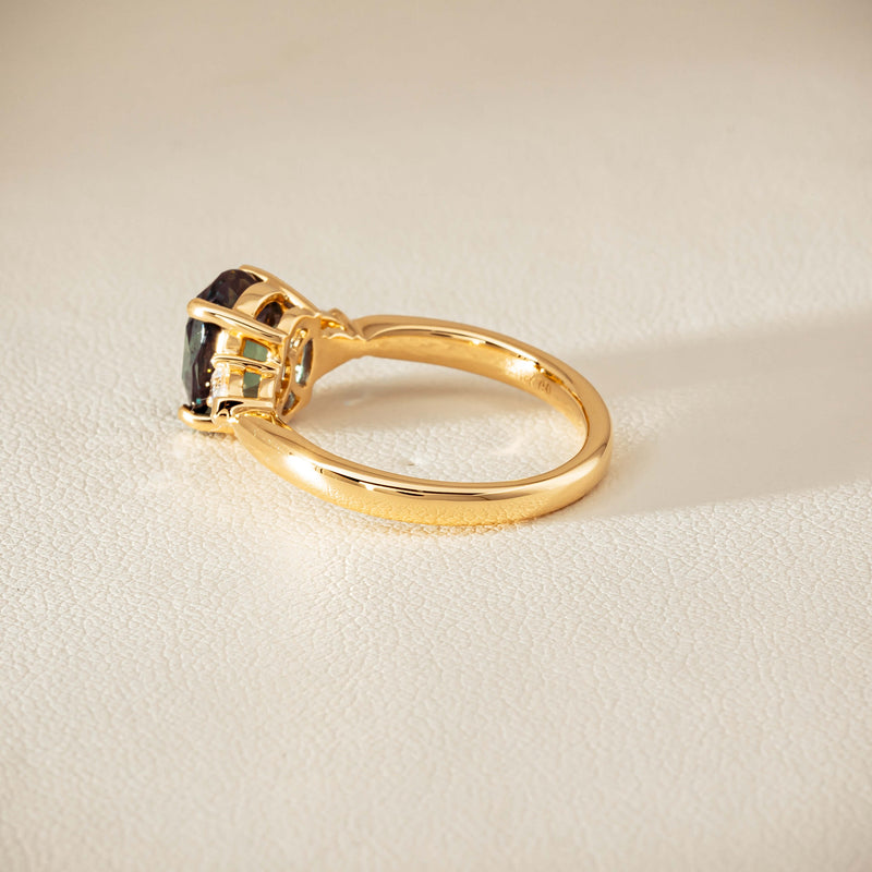 18ct Yellow Gold 3.01ct Green Sapphire & Diamond Ayla Ring