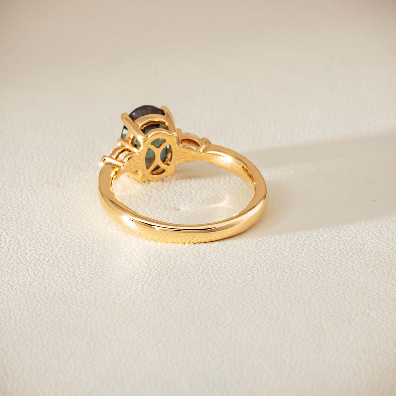 18ct Yellow Gold 3.01ct Green Sapphire & Diamond Ayla Ring
