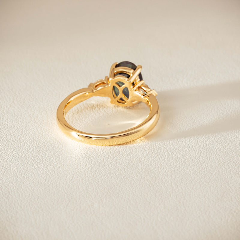 18ct Yellow Gold 3.01ct Green Sapphire & Diamond Ayla Ring