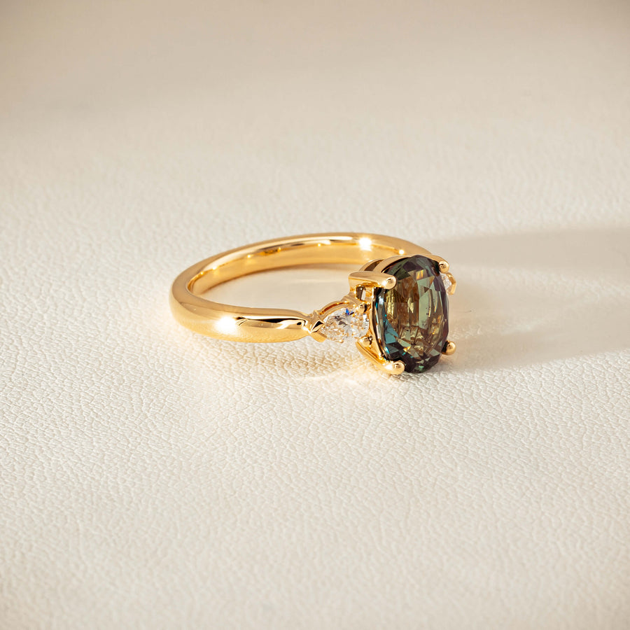 18ct Yellow Gold 3.01ct Green Sapphire & Diamond Ayla Ring